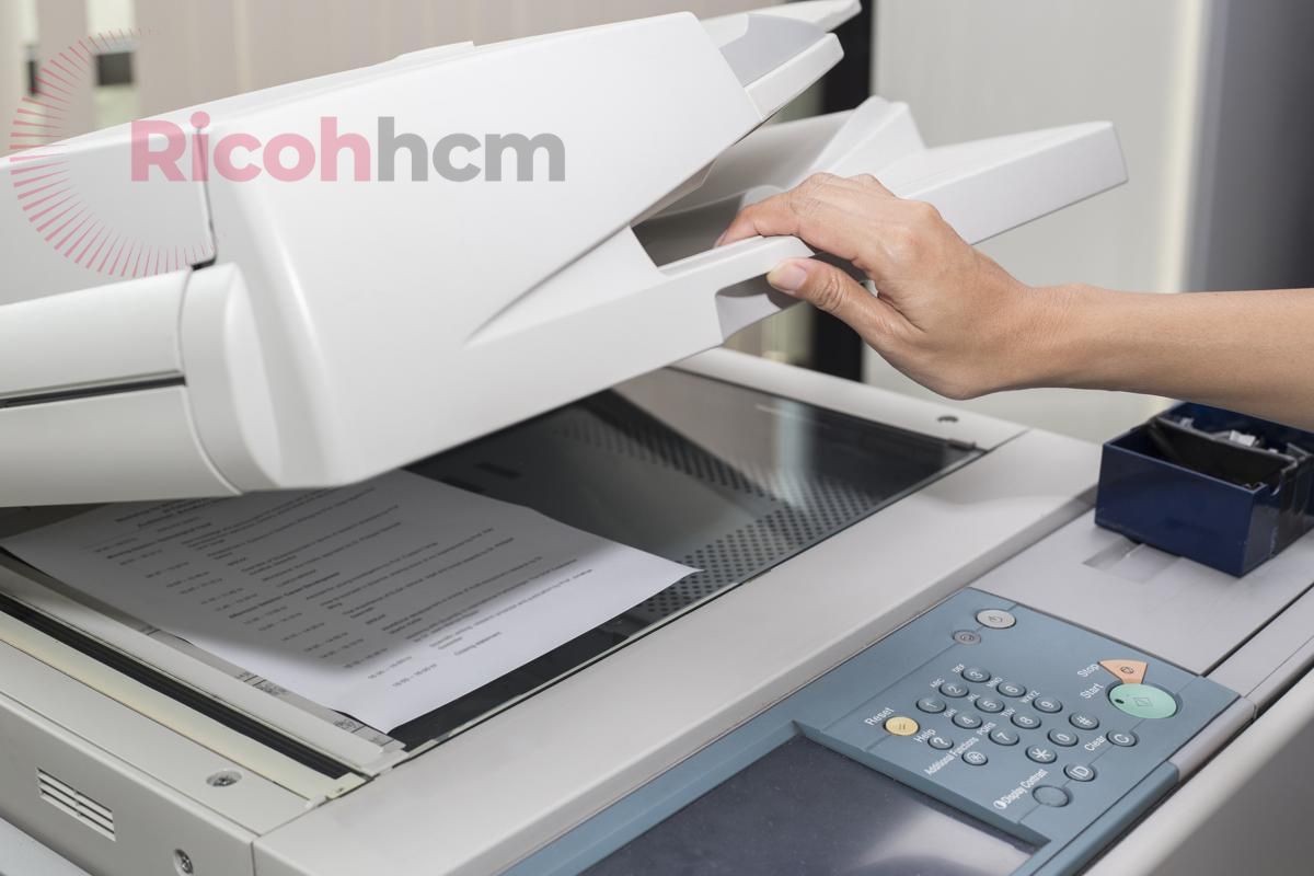 Bên cạnh yếu tố cạnh tranh còn có một số những yếu tố khác tác động đến giá bán máy photocopy huyện Mộc Hóa Long An