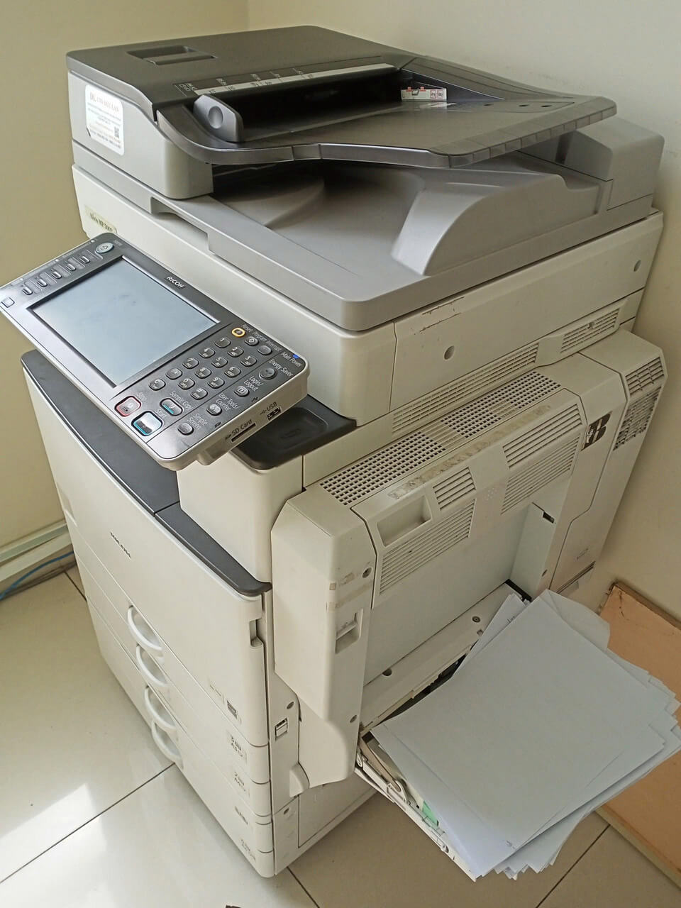 Chọn máy photocopy như thế nào để không lãng phí chi phí?