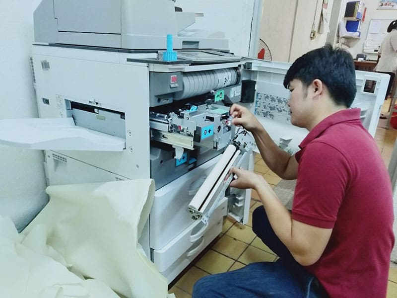 Bảo dưỡng máy photocopy Ricoh gồm những công việc gì?